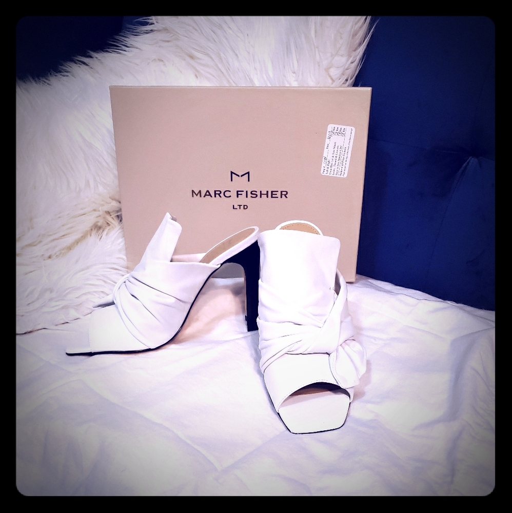 Marc Fisher Hogan Sandal
